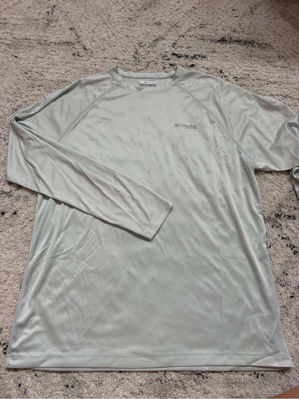 Columbia Men’s Long Sleeve Crew - Light Gray